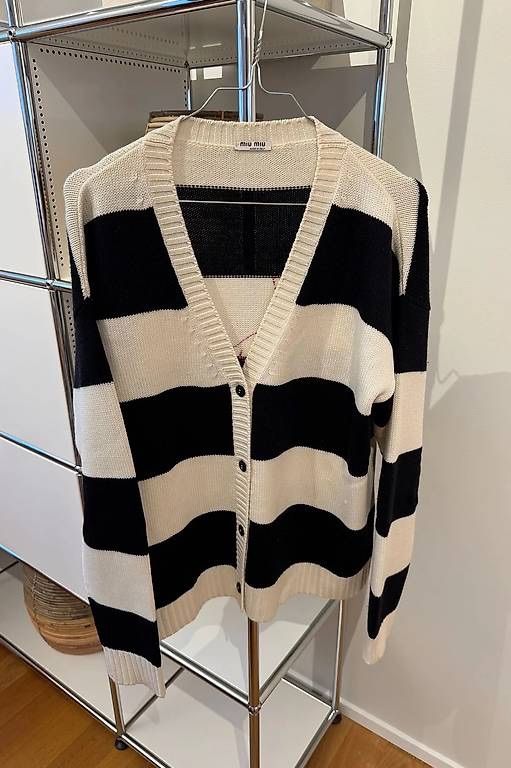 Miu Miu Giacche: MIU MIU CARDIGAN – Nuovo (secondo la descrizione) da Schwyz venduto da bofb 3