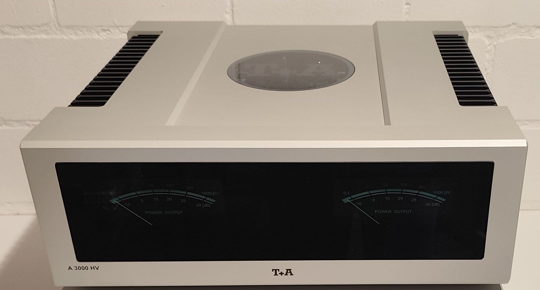 T+A Amplificateurs: T+A A 3000 HV – Neuf (Voir description) à Toffen par RohrerHiFiAG