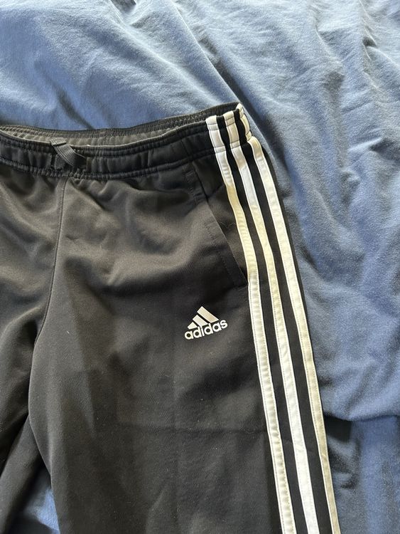 Adidas Pantaloni: Training adidas en 13-14 ans/ US L – Usato da Cugy VD venduto da pit_aless 1