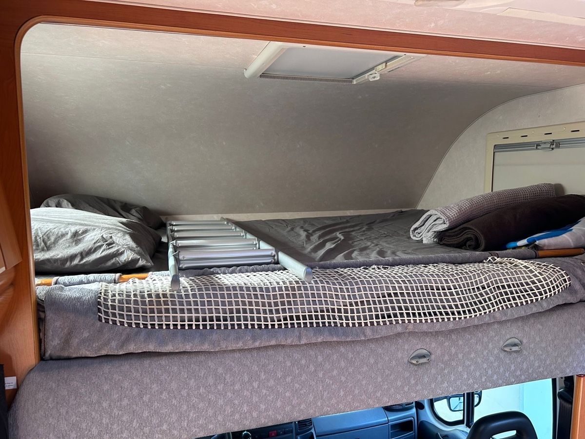 Adria Veicoli da campeggio: Wohnmobil Camper Adria – Usato da Huttwil venduto da Retroscooters 4
