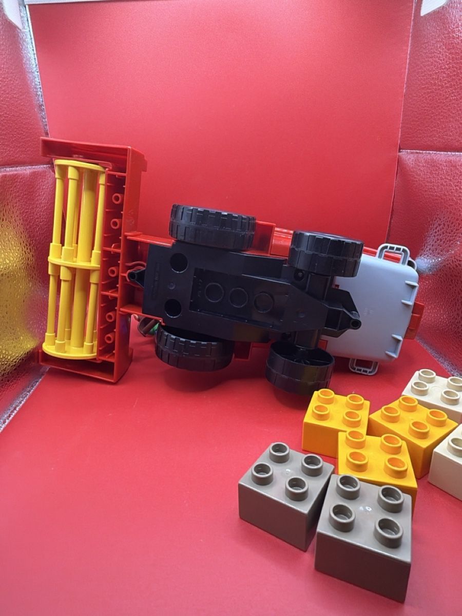 Lego Giocattoli: Duplo Mähdrescher  – Usato da Root venduto da 156500 1