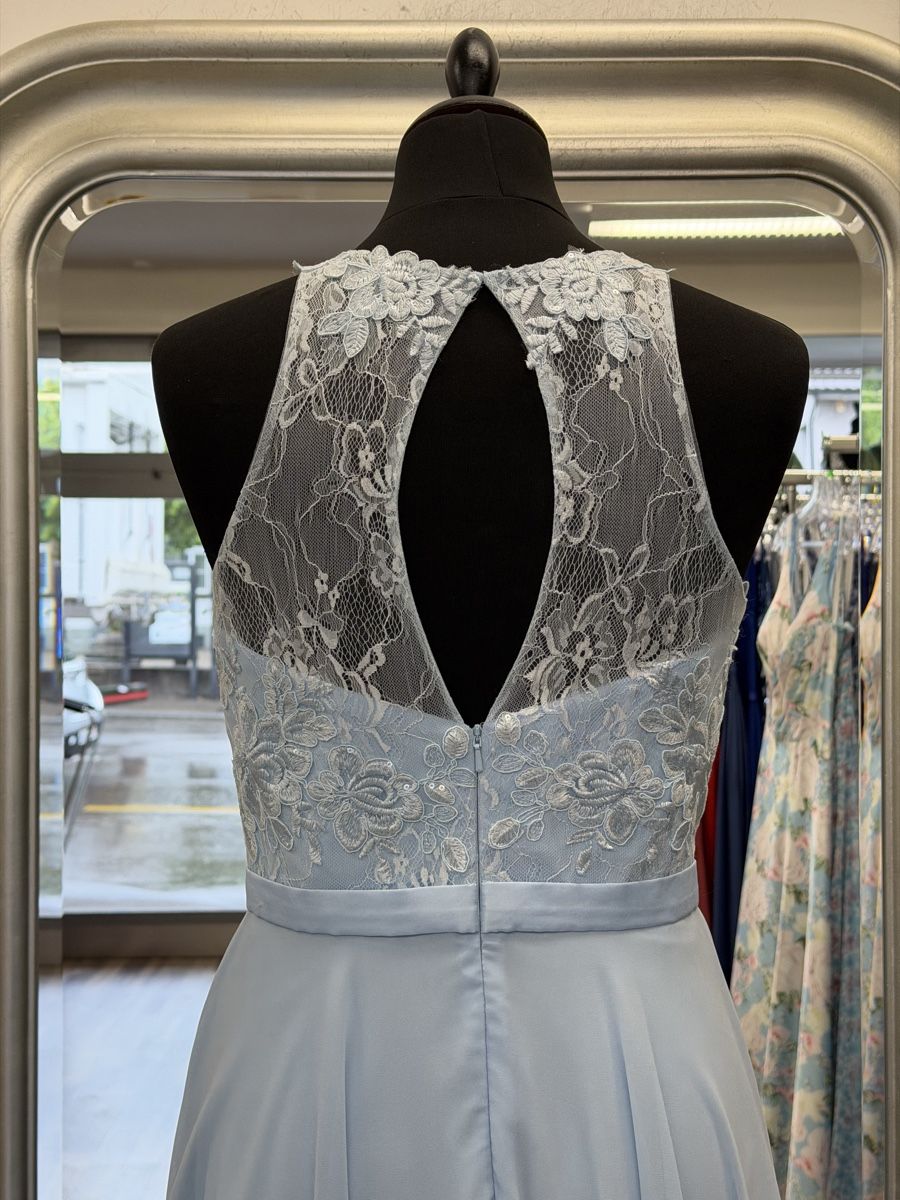 Vestiti: Hellblaues Partykleid aus Spitze - gr 36 – Nuovo e nell'imballaggio originale da Schlatt ZH venduto da xhesiesi 2