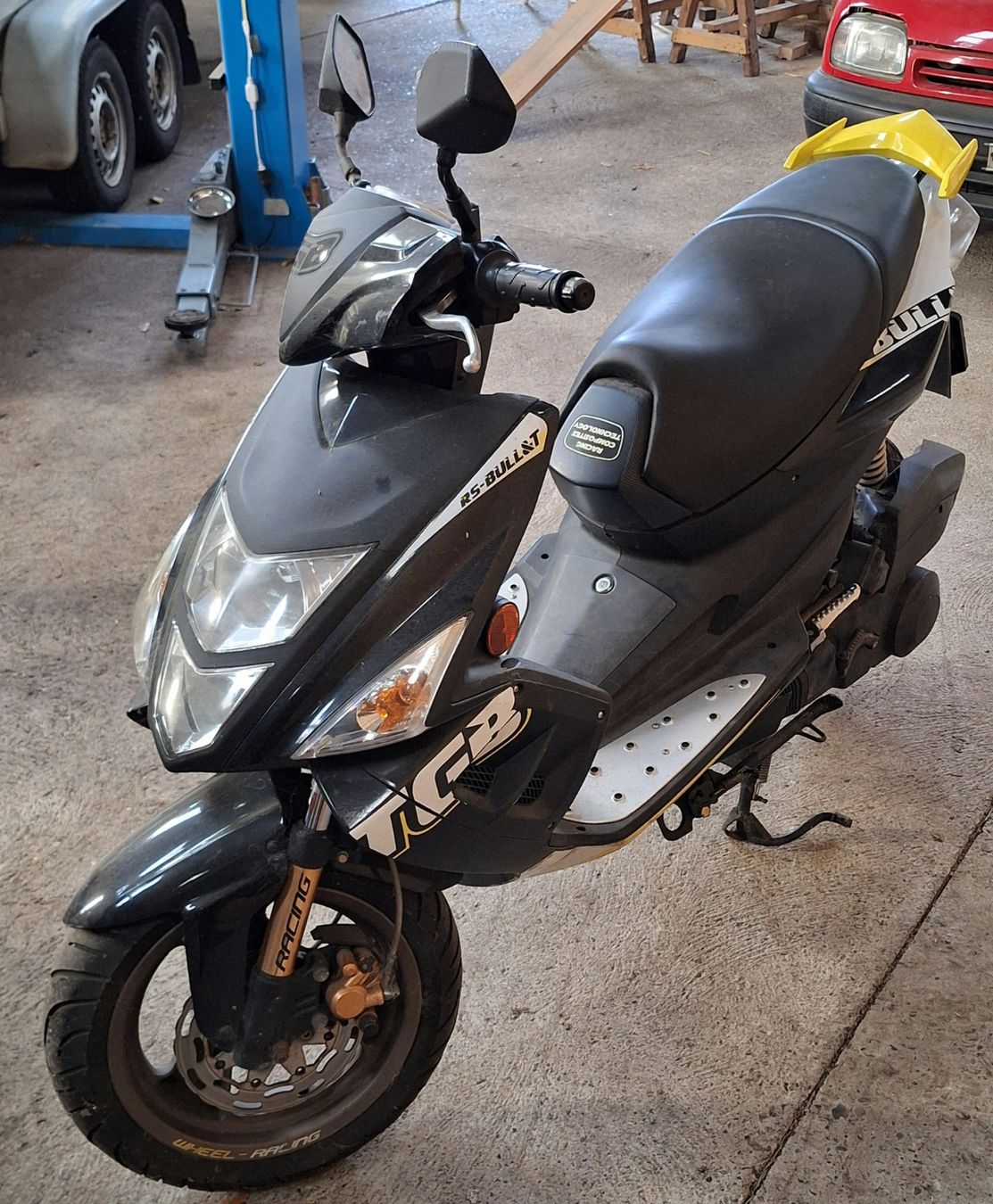 Tgb Scooter: TGB RS Bullet Roller 125 mit Schlüssel und Fahrzeugausweis – Difettoso da Wahlen b. Laufen venduto da flo_9qj2 2