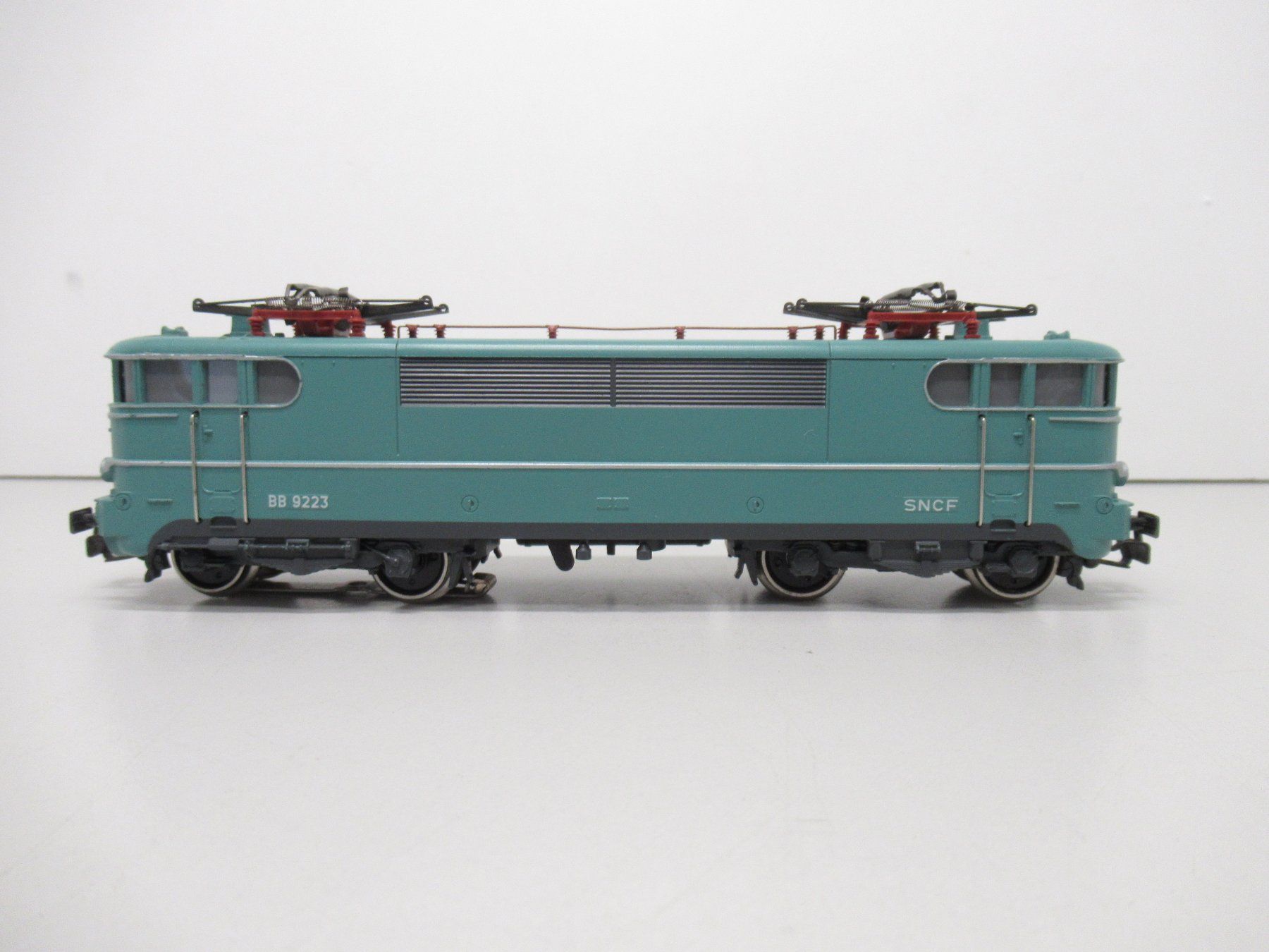 Märklin Modellini di ferrovie: Märklin 3038 E-Lok Typ BB 9923 der SNCF Digital RailCom AC – Usato da Basel venduto da mhmarken 1