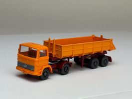 GB3- Wiking Mercedes 1317 Pritschenkipper orange