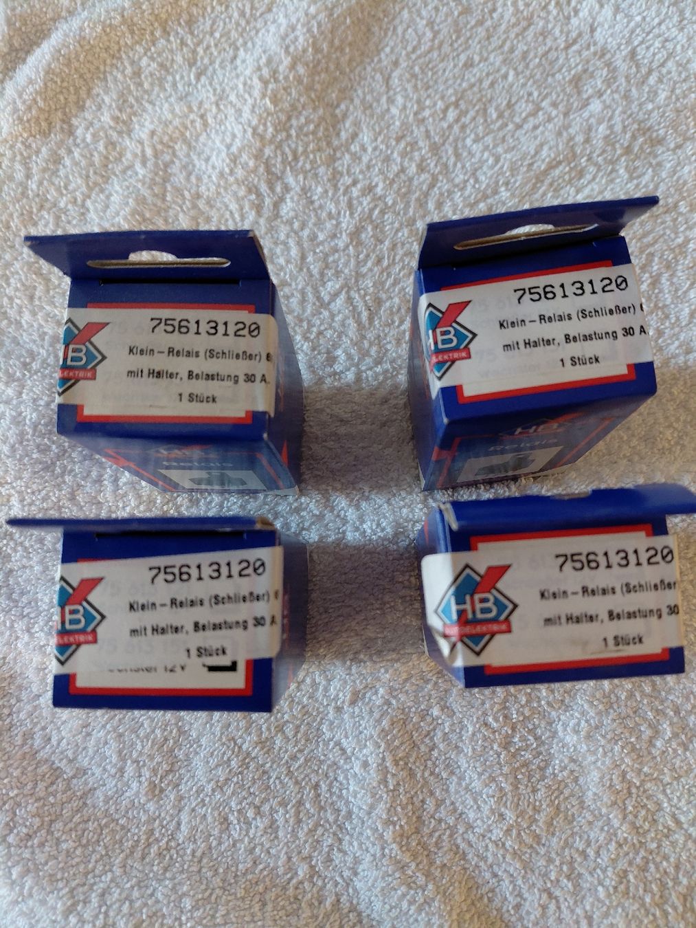 Toutes les pièces auto: 4 stück 6 Volt Relais – Neuf avec emballage d'origine à Bonaduz par topolino052 1