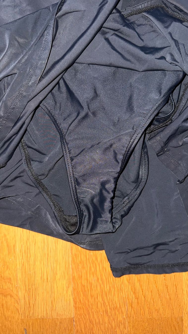 Maillots de bain & Bikinis: Baderöckli mit Slip, 36 – D'occasion à Gümligen par morticiaaddams 1