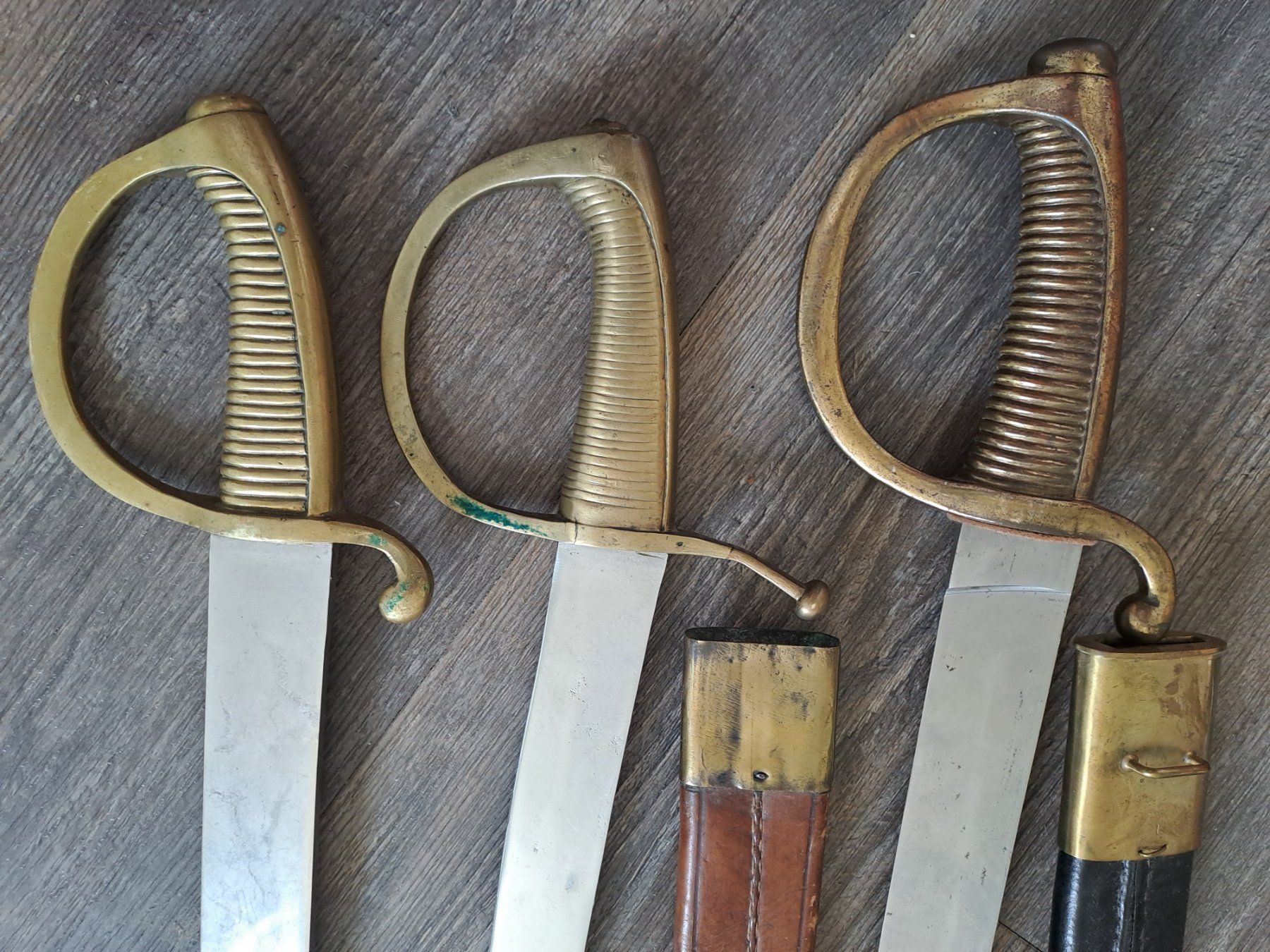 Stichwaffen: 3x Säbel – Gebraucht aus Landschlacht von 787878 4