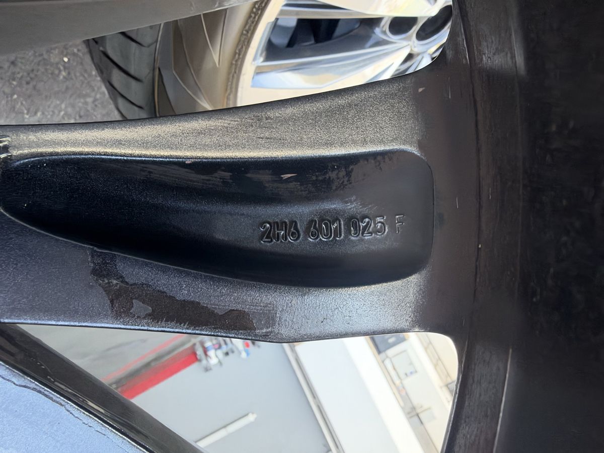 Volkswagen Pneumatici & Ruote complete: Amarok Felgen – Usato da Herznach venduto da Meritonhoxhaj 6