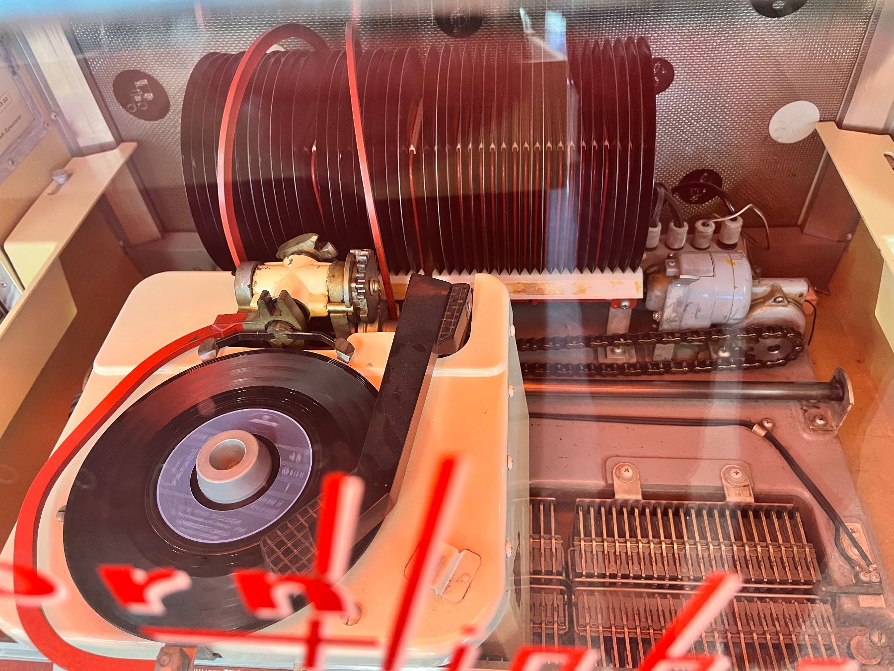 Jukebox: Jukebox AMI G-80 (1955) – Usato da Galmiz venduto da cerevisia 2