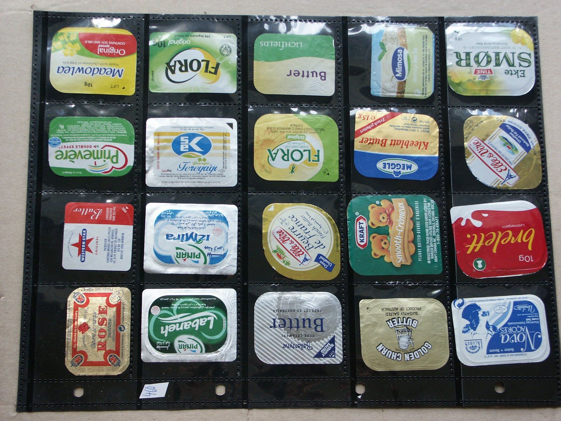 Coperchi dei cremini per caffè: 40  verschiedene Butterdeckeli – Usato da Niederglatt ZH venduto da herzblatt5449
