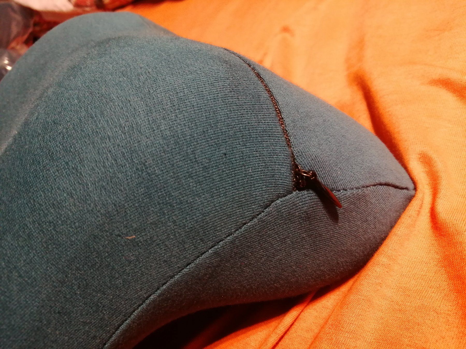 Cuscini: REISE-/LESE-KISSEN "MEMORY FOAM", NEU!!! – Nuovo e nell'imballaggio originale da Zürich venduto da Finale7 4