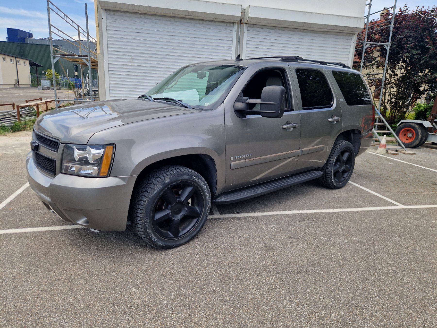 Chevrolet Automobili: 2007 Chevrolet Tahoe 5.3 LTZ – Difettoso da Zofingen venduto da Migiskau 1