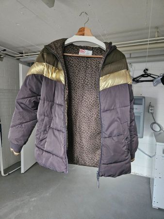Mädchen Winterjacke olivgrün Leopardenmuster Grösse 158