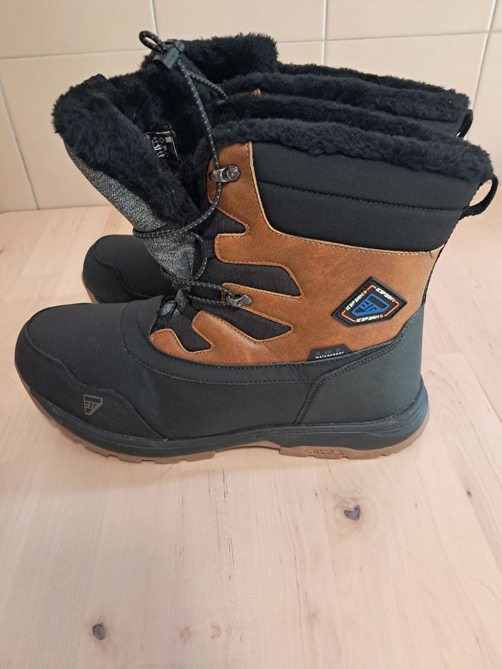 Scarpe da uomo: Scarponi invernali Icepeak - mai usati – Usato da Balerna venduto da enr_nl9q 3