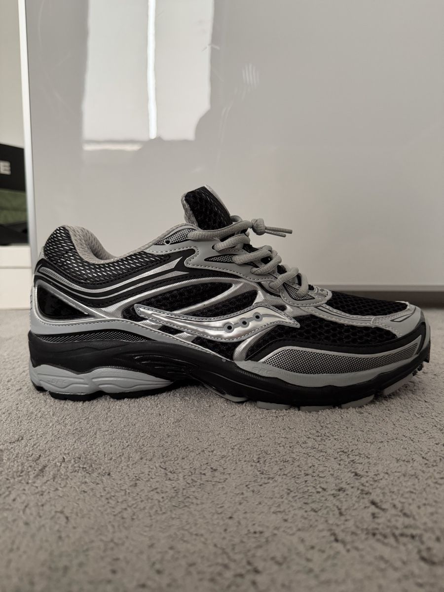 Saucony Scarpe da uomo: Saucony Omni 9 Black – Nuovo (secondo la descrizione) da Zürich venduto da pab_7gfs 1