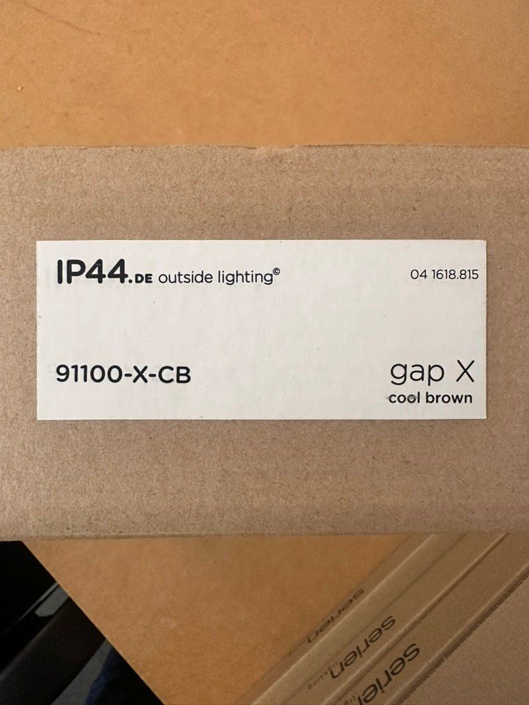 Lampade: Wand-Aussenleuchte GAP X von IP44 – Nuovo e nell'imballaggio originale da Suhr venduto da leuchtenshop 4