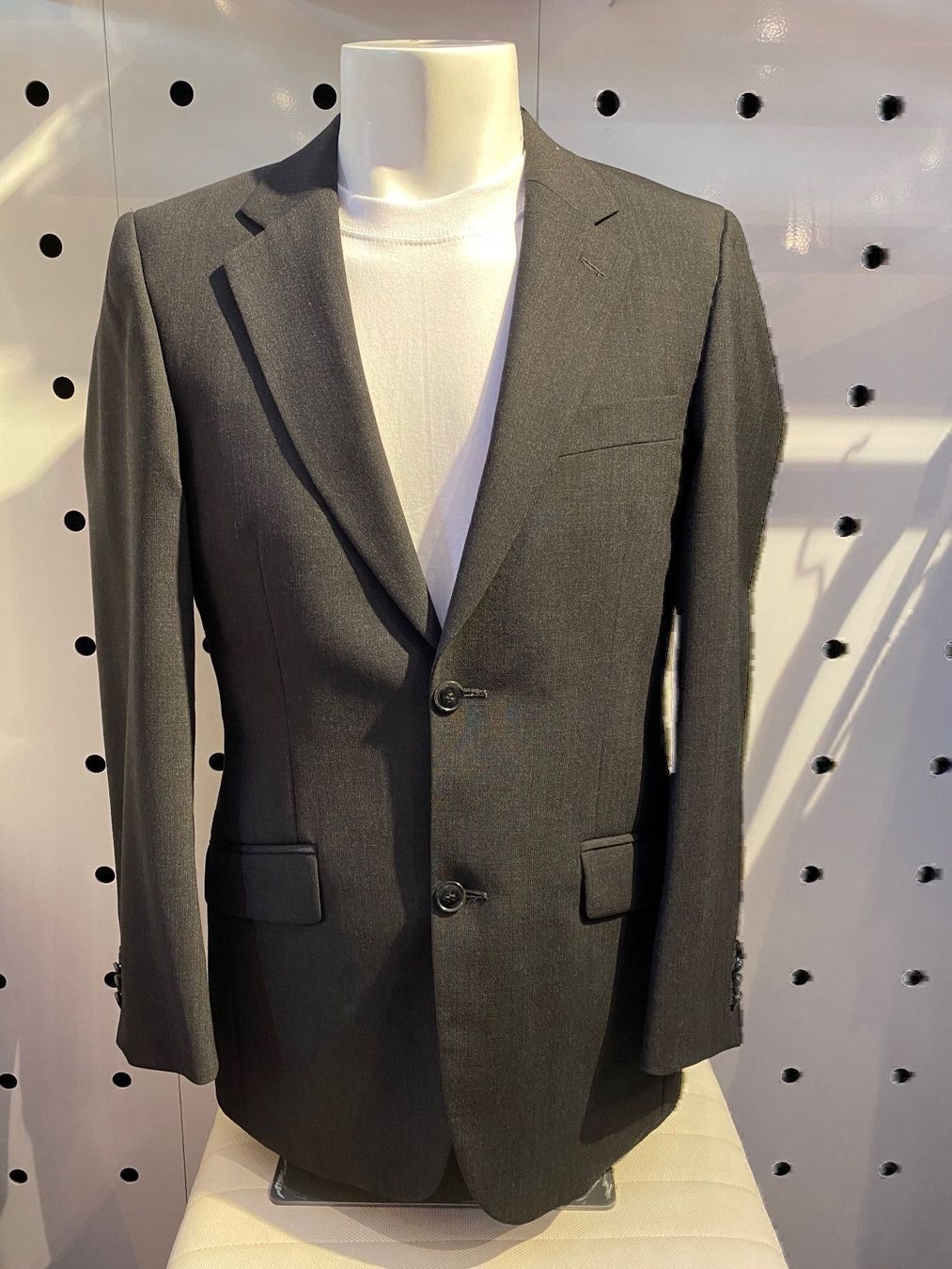 Jacken: MADDISON HERREN BLAZER BLACK.    . Gr. 44 / S – Neu und originalverpackt aus Zürich von LIQUIDATOR.CP