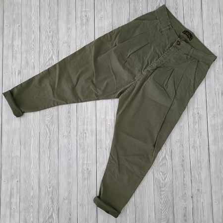 Minimal Hose, Khaki Gr. 42 (38/40)Top Zustand Tiefsitzerhose