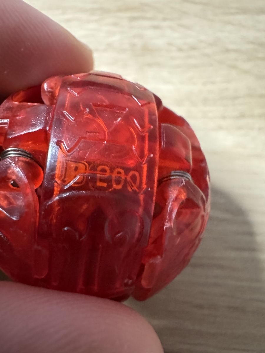 Giocattoli: Bakugan Special Attack Translucent Pyrus Fear Ripper – Usato da Biberist venduto da etesummer 4