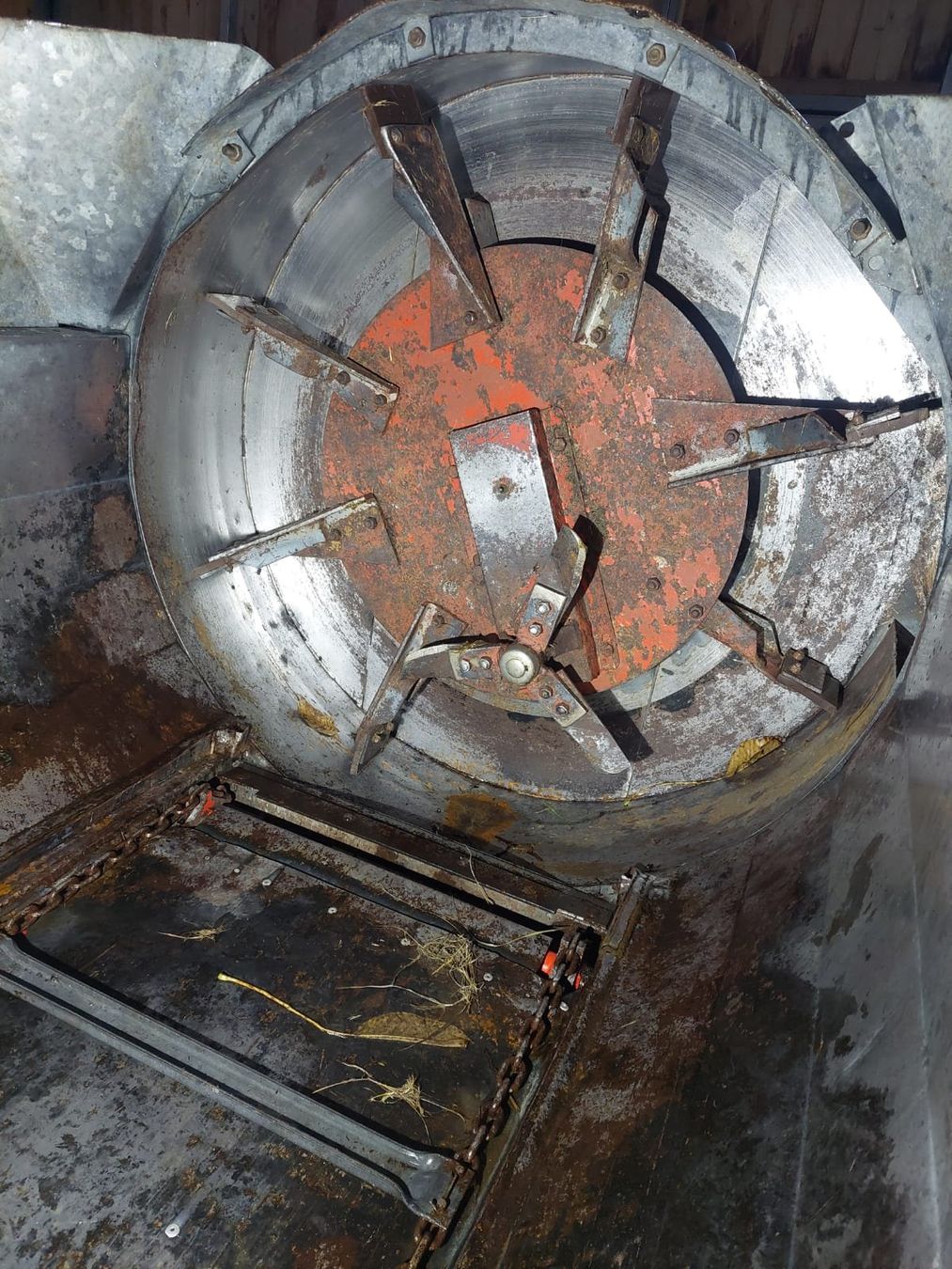 Gafner Spandiconcime: Mistzetter  4.0 m3 – Usato da Walchwil venduto da evmuin 5