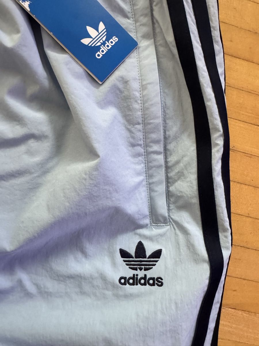 Adidas Pantaloni: Adidas hose m hellenblau – Nuovo (secondo la descrizione) da Küssnacht am Rigi venduto da ciucchino 4