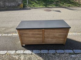 Gartenbox aus Akazie, gebrauchter Zustand