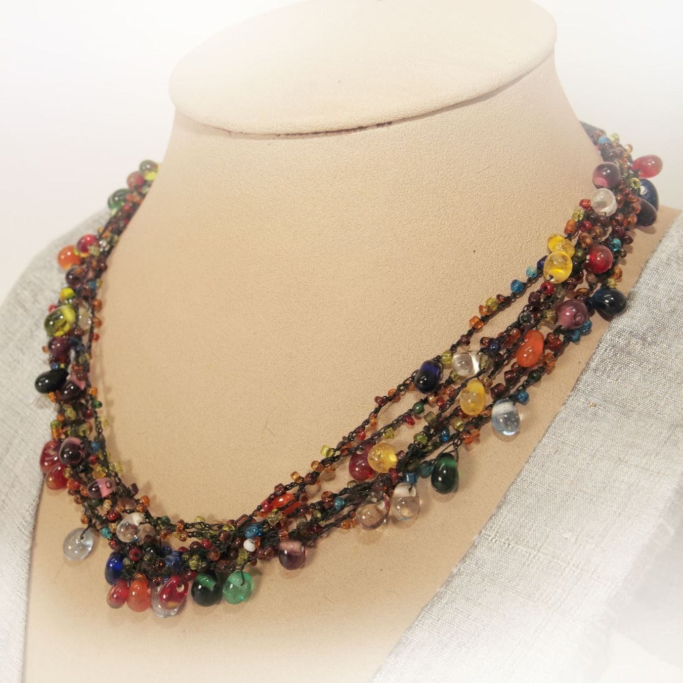 Ketten: Glasperlenkette Collier Kette Bunt Halskette Glas – Neu und originalverpackt aus Bad Salzdetfurth von Weltenbummler-Shop 1
