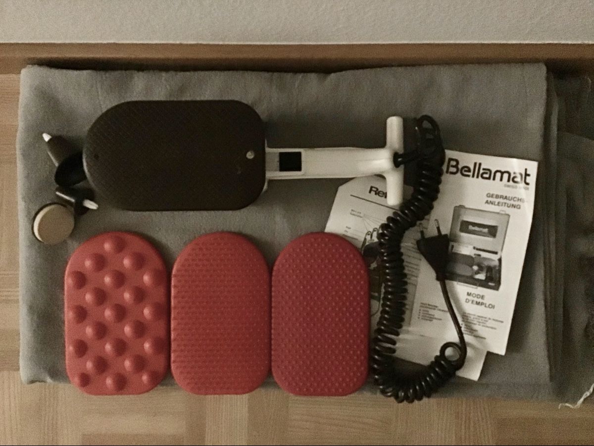 Bellamat Dispositivi per massaggi: Bellamat Massagegerät mit Zubehör – Usato da Winterthur venduto da Ricci2012 1
