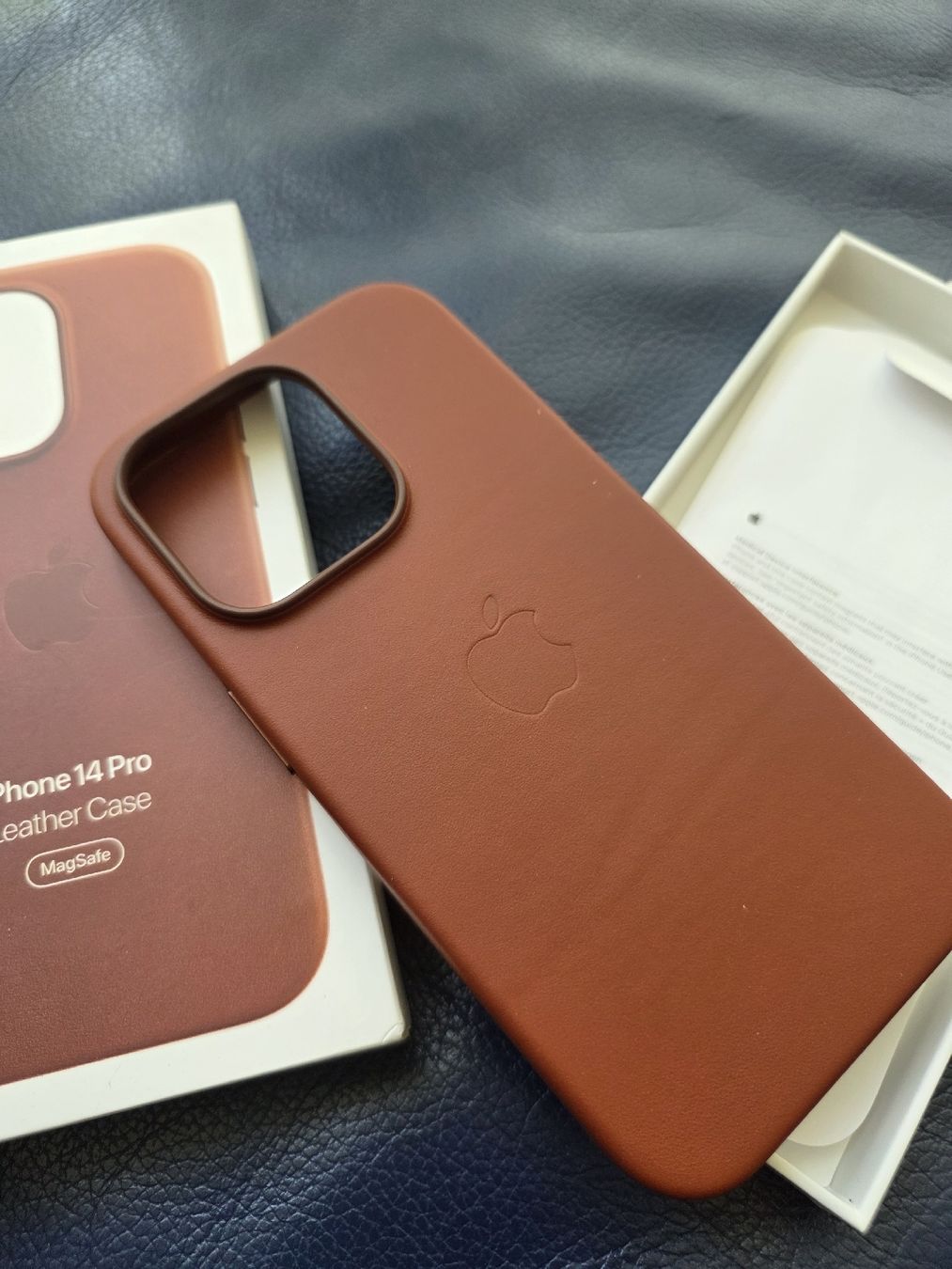 Apple Covers & Schutzfolien: Apple iPhone 14 Pro Leather Case Brown New – Neu (gemäss Beschreibung) aus Rüfenacht BE von Ynourly 1