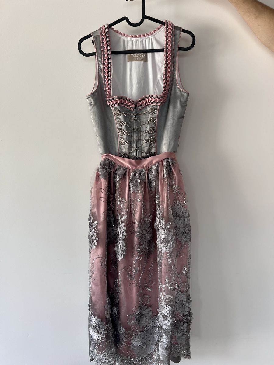 Krüger Kleider: wunderschönes Dirndl von Krüger – Gebraucht aus Balgach von sanreis