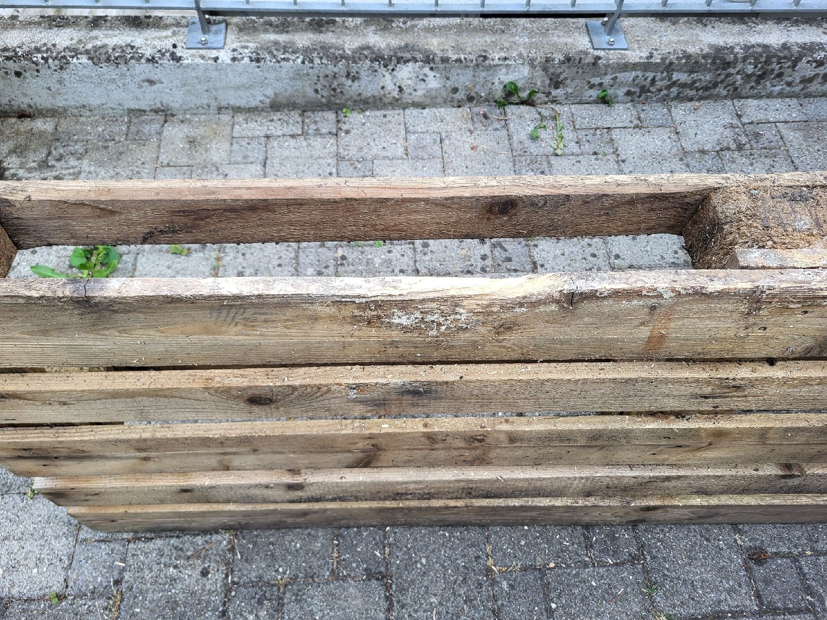 Pallets: Holzpalette gebraucht 200x80 cm – Usato da Birmenstorf AG venduto da Cjl 2