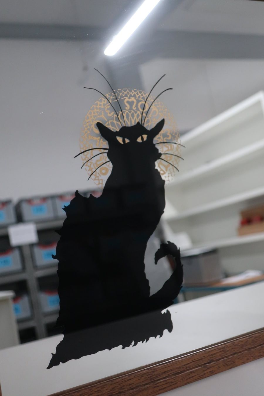 Specchi: Kleiner Spiegel Chat Noir – Usato da Volketswil venduto da brockipfannenstil 2