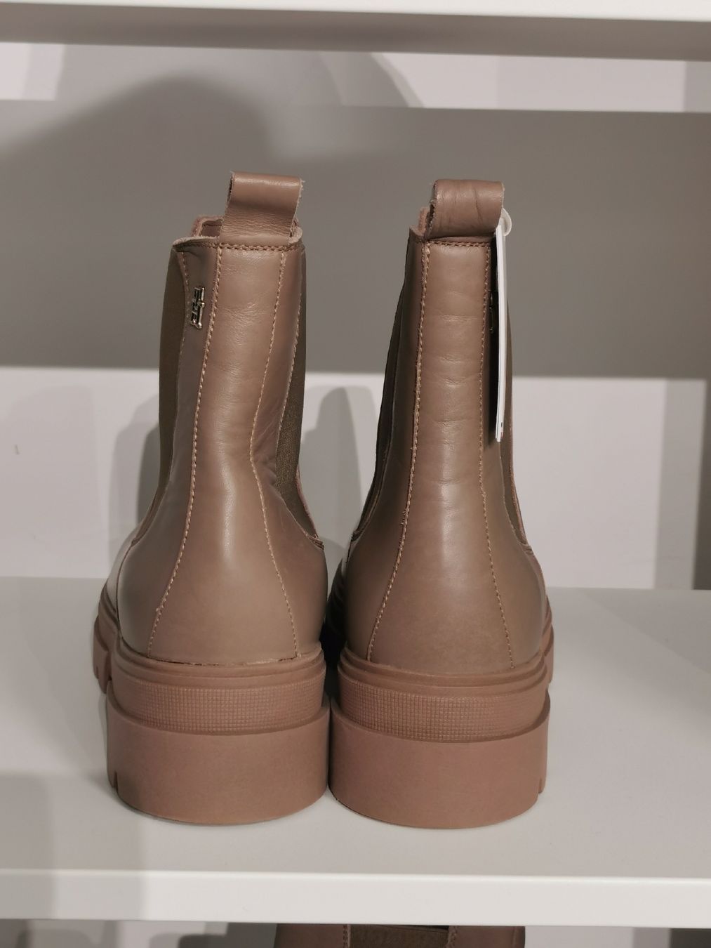 Tommy Hilfiger Scarpe da donna: Tommy Hilfiger Stiefel – Nuovo e nell'imballaggio originale da Bad Ragaz venduto da AKahlon 1