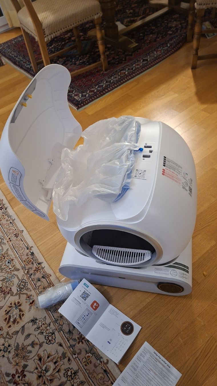 WC:  Katzenklo   mit bluetooth und  wifi    – Neuf avec emballage d'origine à Biel/Bienne par nissan_1