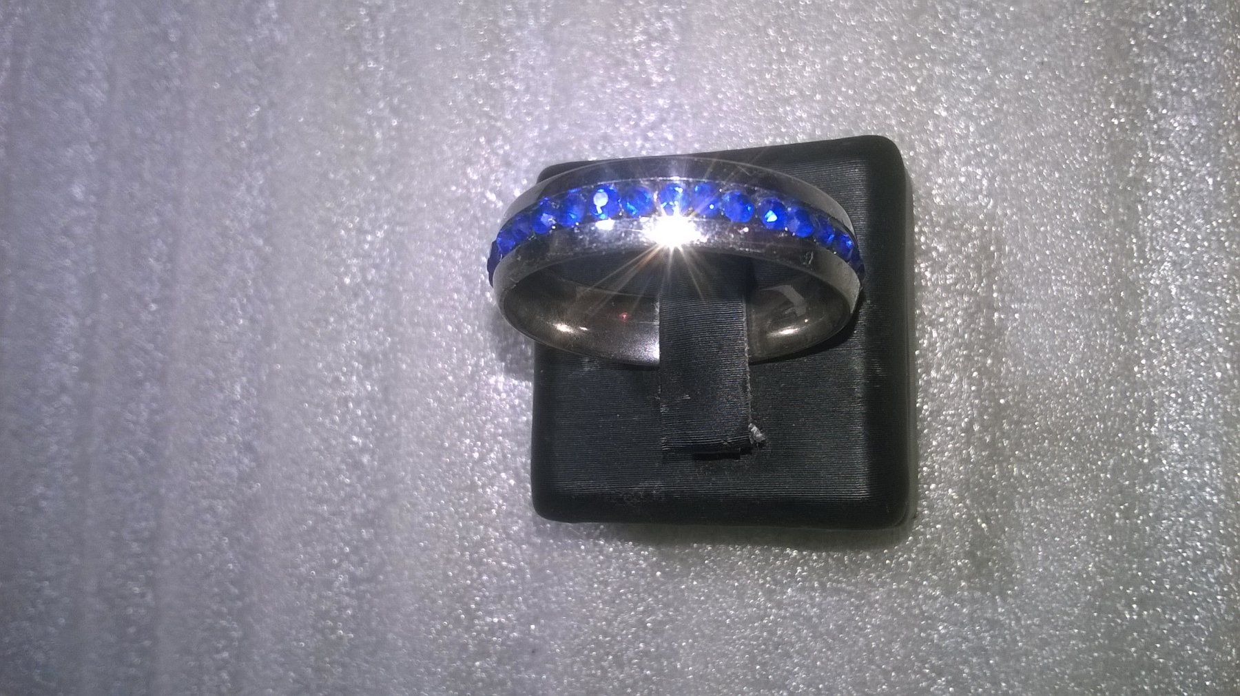 Bagues: ring edelsthal,,mit dunckelblau kristall,,,glanzig – Neuf (Voir description) à Basel par bijoutrie_4 1