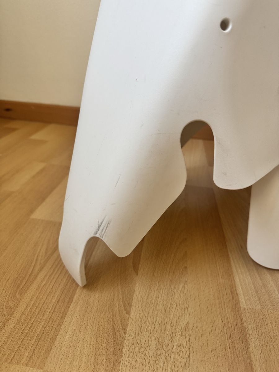 Vitra Figuren: Original Vitra Eames Elephant  – Gebraucht aus Uetikon am See von Ala888 4