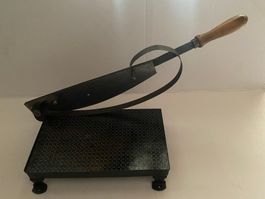 Antiker Papierschneider