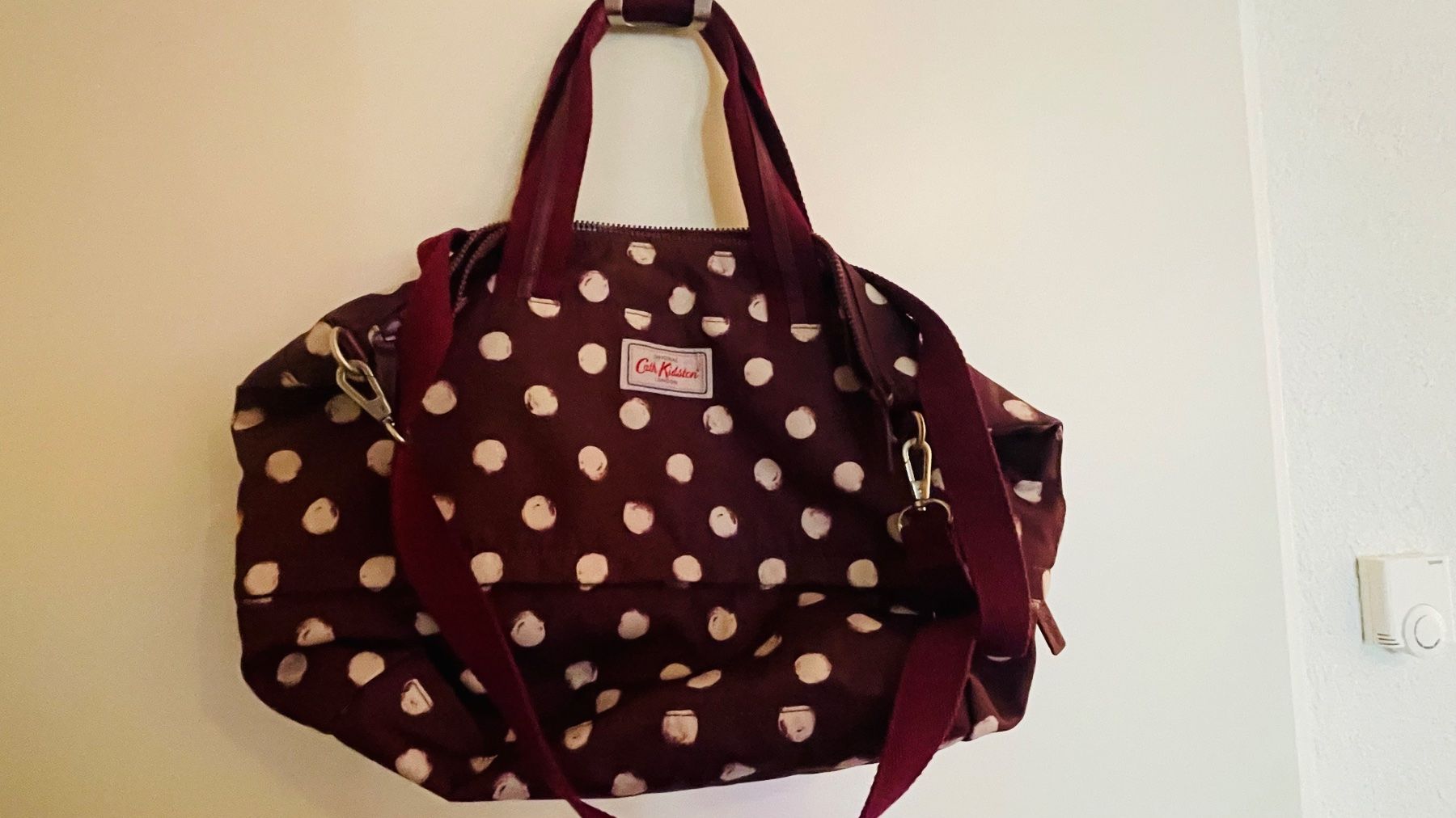 Taschen: Cath Kidston Weekender Reisetasche Punkte NEU – Neu und originalverpackt aus Zürich von Alpen209 1