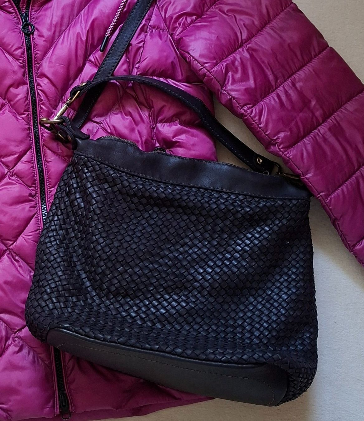 Taschen für Damen: Neue Handtasche echt Leder schwarz – Neu (gemäss Beschreibung) aus Barzheim von spitz01