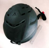 Skihelm von WED’ZE - schwarz 54-58cm. 400 Gramm. Klasse B