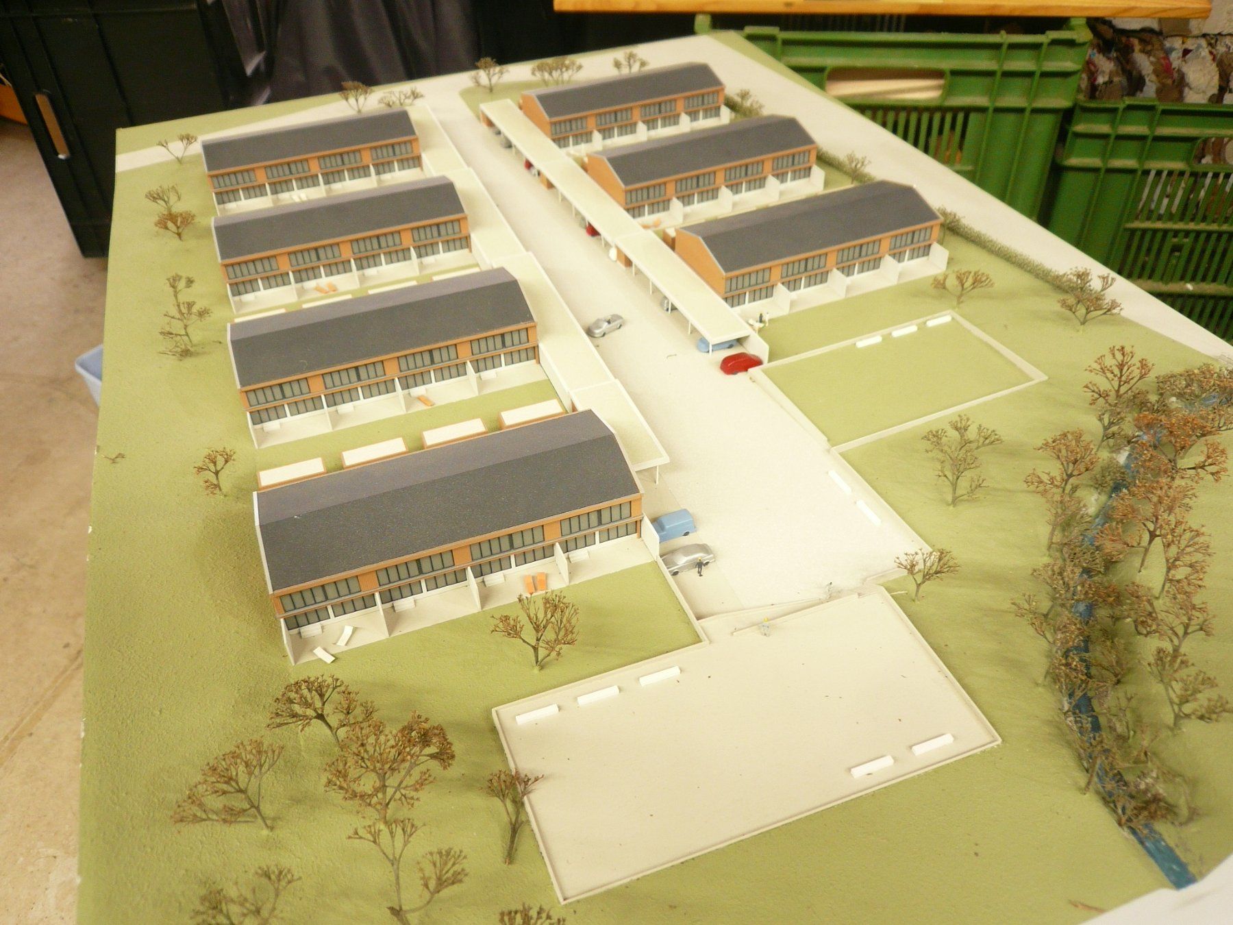 Modellini di ferrovie: MODELLBAU EISENBAHN PLEXIGLASKASTEN BASTELN SPUR N ODER Z 1 – Nuovo (secondo la descrizione) da Pfaffnau venduto da nolff 2