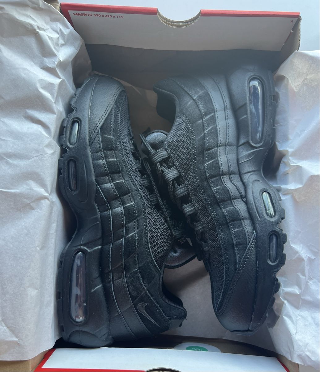 Nike Chaussures hommes: Nike Air Max 95 neu 42.5 – Neuf (Voir description) à Bern par BestBrandSeller89 1
