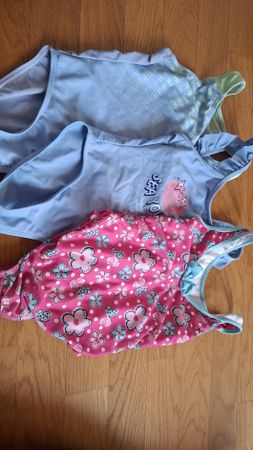 3er Set Mädchen Bademode, Grösse 110/122 Sommer, Top Zustand