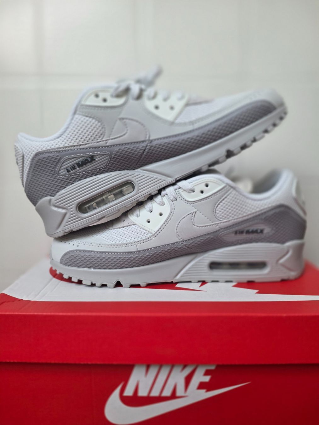 Nike Scarpe da uomo: Nike Air Max 90 – Nuovo e nell'imballaggio originale da Fleurier venduto da dav_xx8y 1