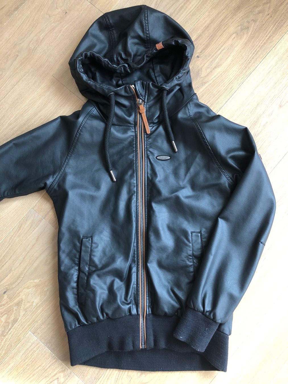 Naketano Giacche: schwarze Kunstlederjacke – Usato da Tuggen venduto da prigltu73