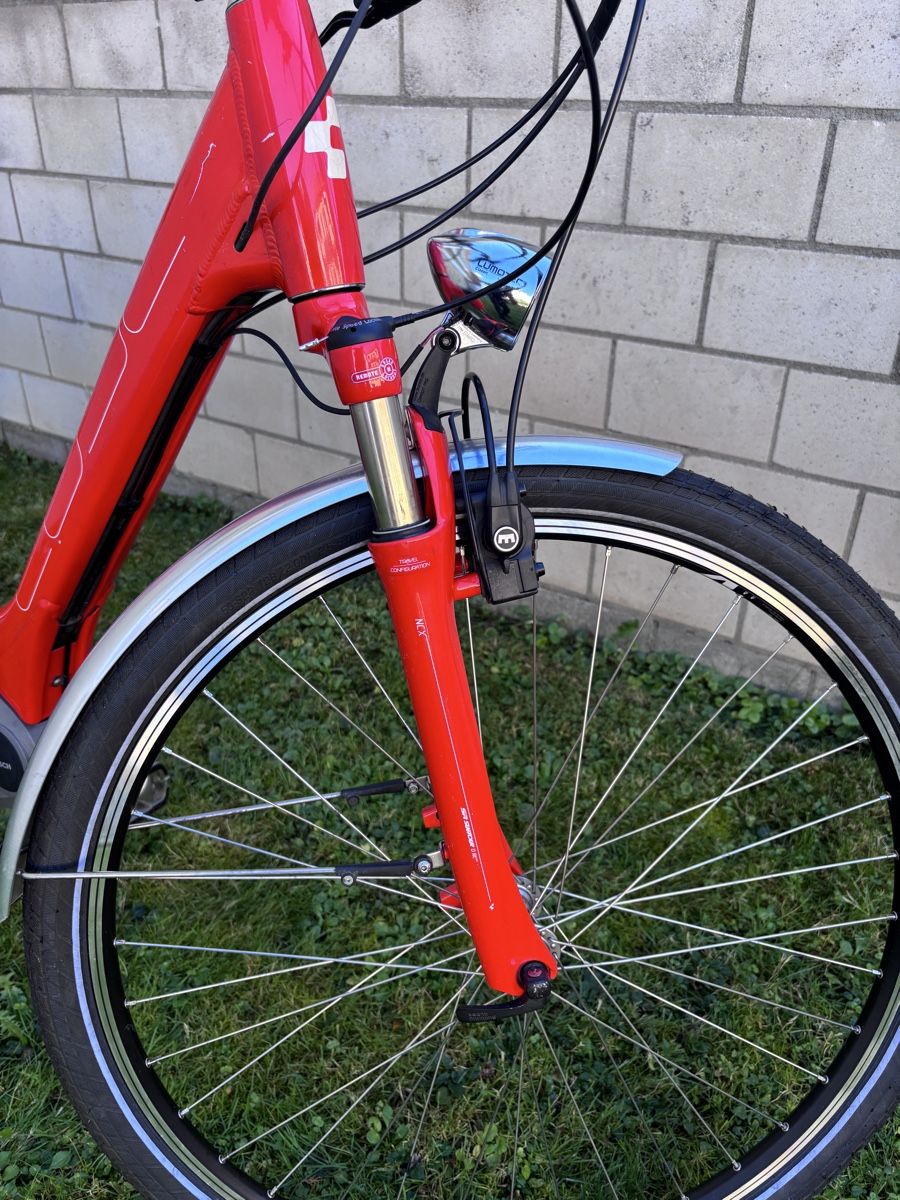 Cube Velos: Cube E-Bike Tiefeinsteiger – Gebraucht aus Inwil von Viktoria_1 4