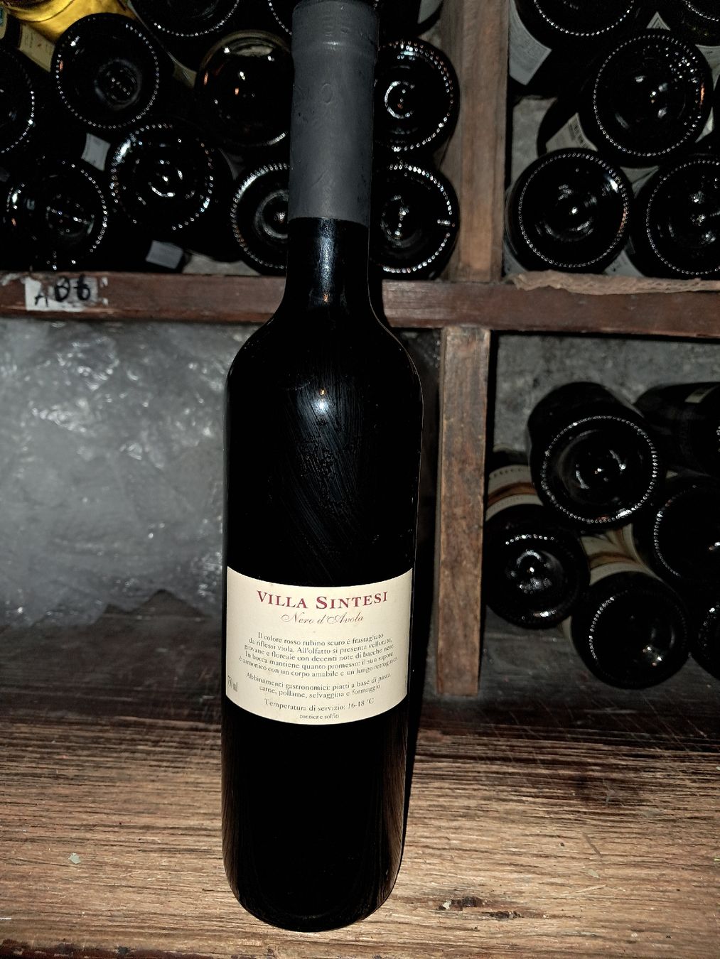 Vino: Villa Sintesi Nero d'Avola 2014 – Nuovo e nell'imballaggio originale da Le locle venduto da juliensaran 2