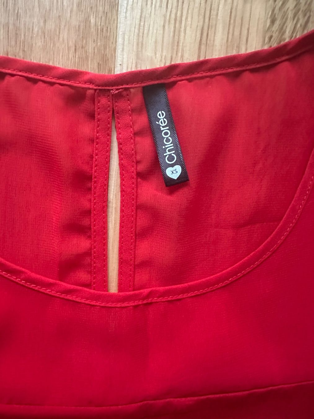 Camicette: Chicoree Sommer-Bluse Rot Grösse XS, luftig & leicht – Usato da Unterägeri venduto da StefanGekko 1