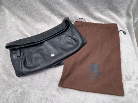 Navyboot Clutch Handtasche black mit Staubbeutel Zustand gut